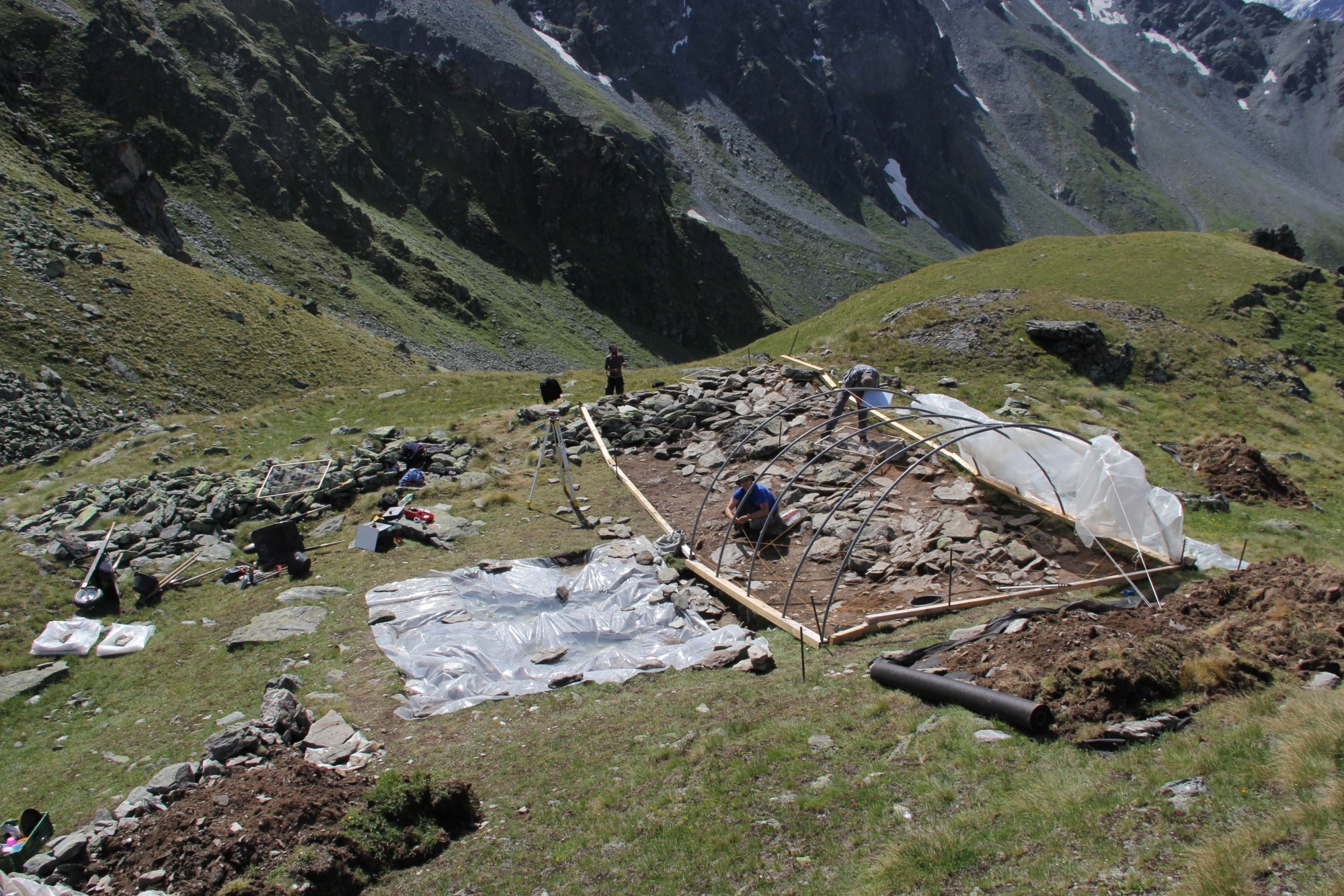 Le fruit de plus de dix ans d'investigations autour du mur d'Hannibal, sur les hauts de Liddes, va être mis en valeur au travers de plusieurs projets concrets.