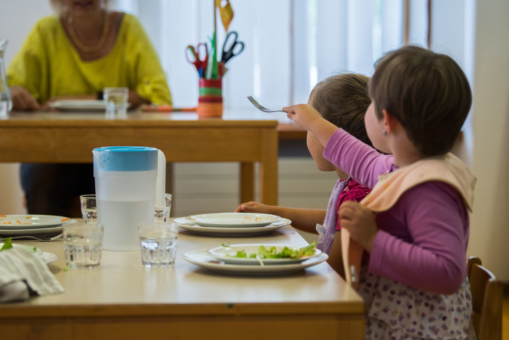 Les crèches pourront accueillir des enfants dont les parents n'exercent pas une profession liée à la lutte contre le coronavirus.