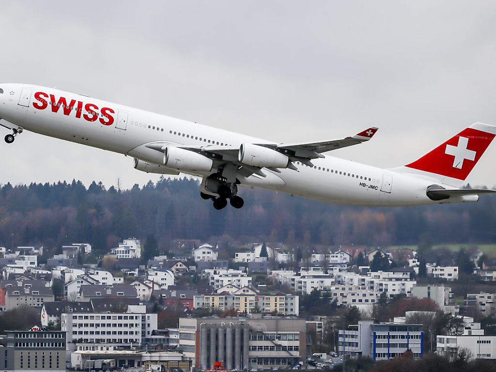 Le Conseil fédéral prévoit des garanties bancaires de 1,275 milliard de francs pour les compagnies aériennes Swiss et Edelweiss, fortement touchées par la crise liée au coronavirus (ILLUSTRATION).