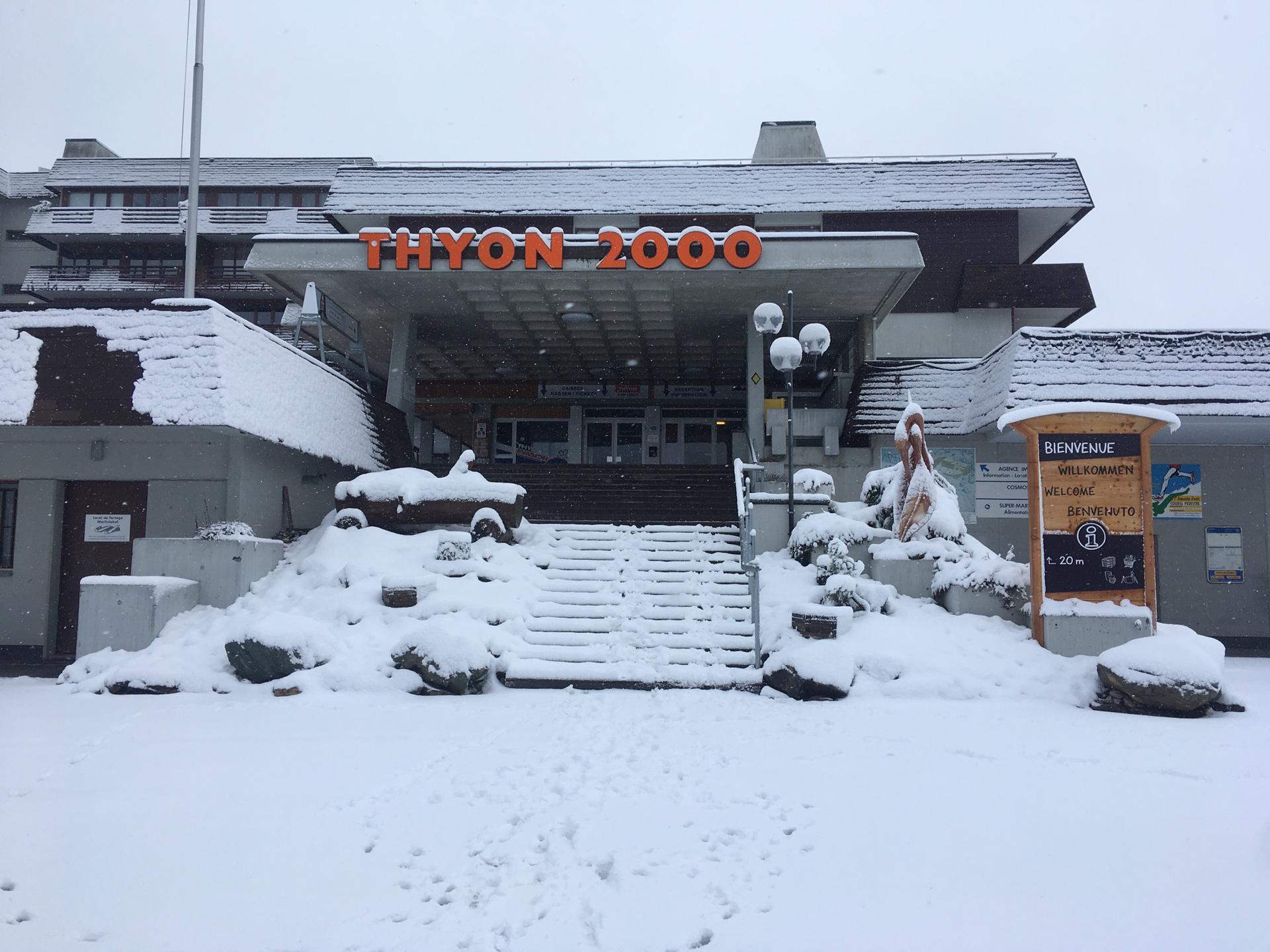 Thyon 2000, samedi matin, était recouvert d'une dizaine de centimètres de neige.