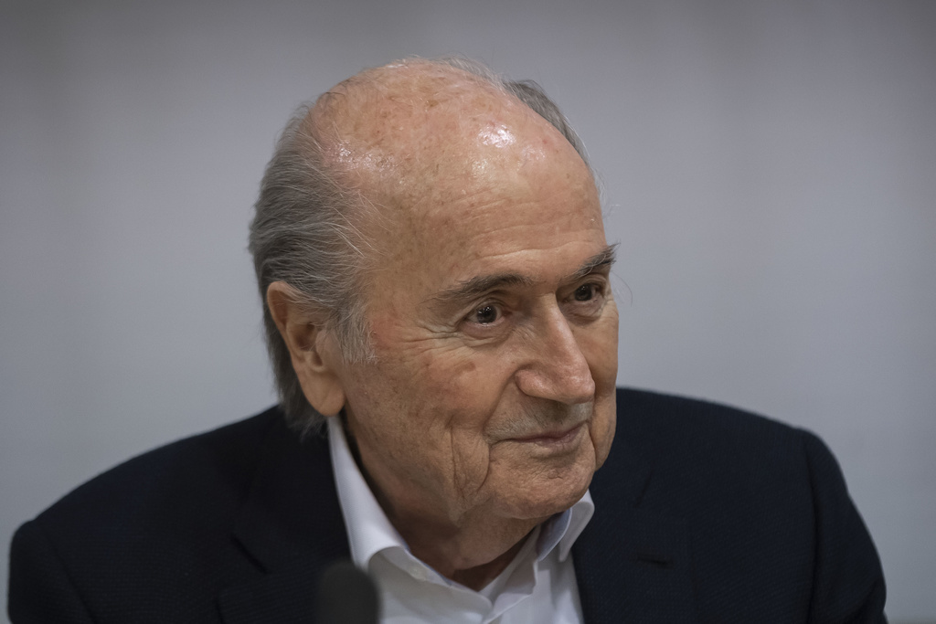 M. Blatter était soupçonné d'avoir signé un "contrat défavorable à la FIFA" avec l'Union caribéenne de football (CFU).