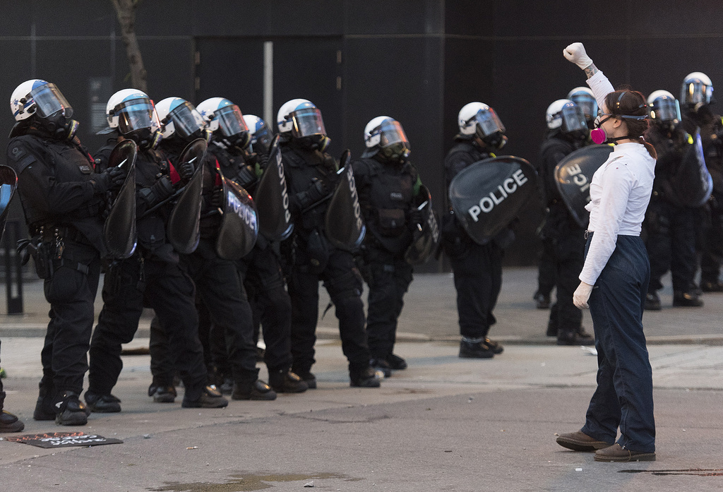 La plupart des manifestants montréalais portaient un masque.