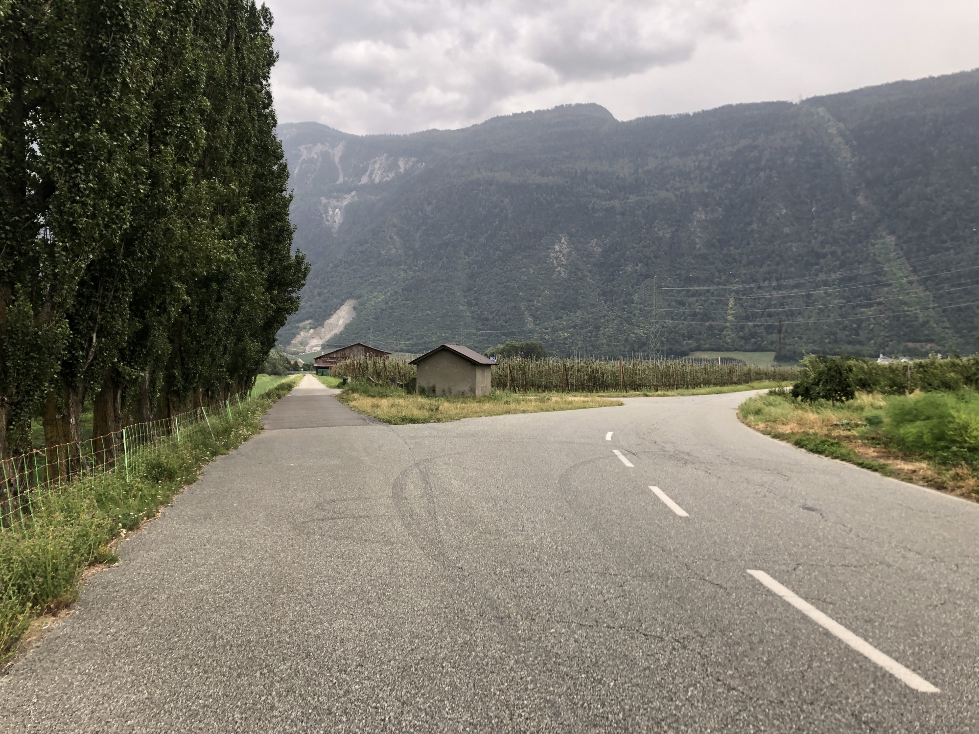 L'accident est survenu peu après 7 heures du matin entre Fully et Martigny.