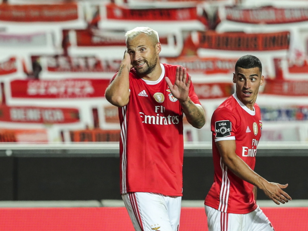 Haris Seferovic célèbre son cinquième but de la saison.