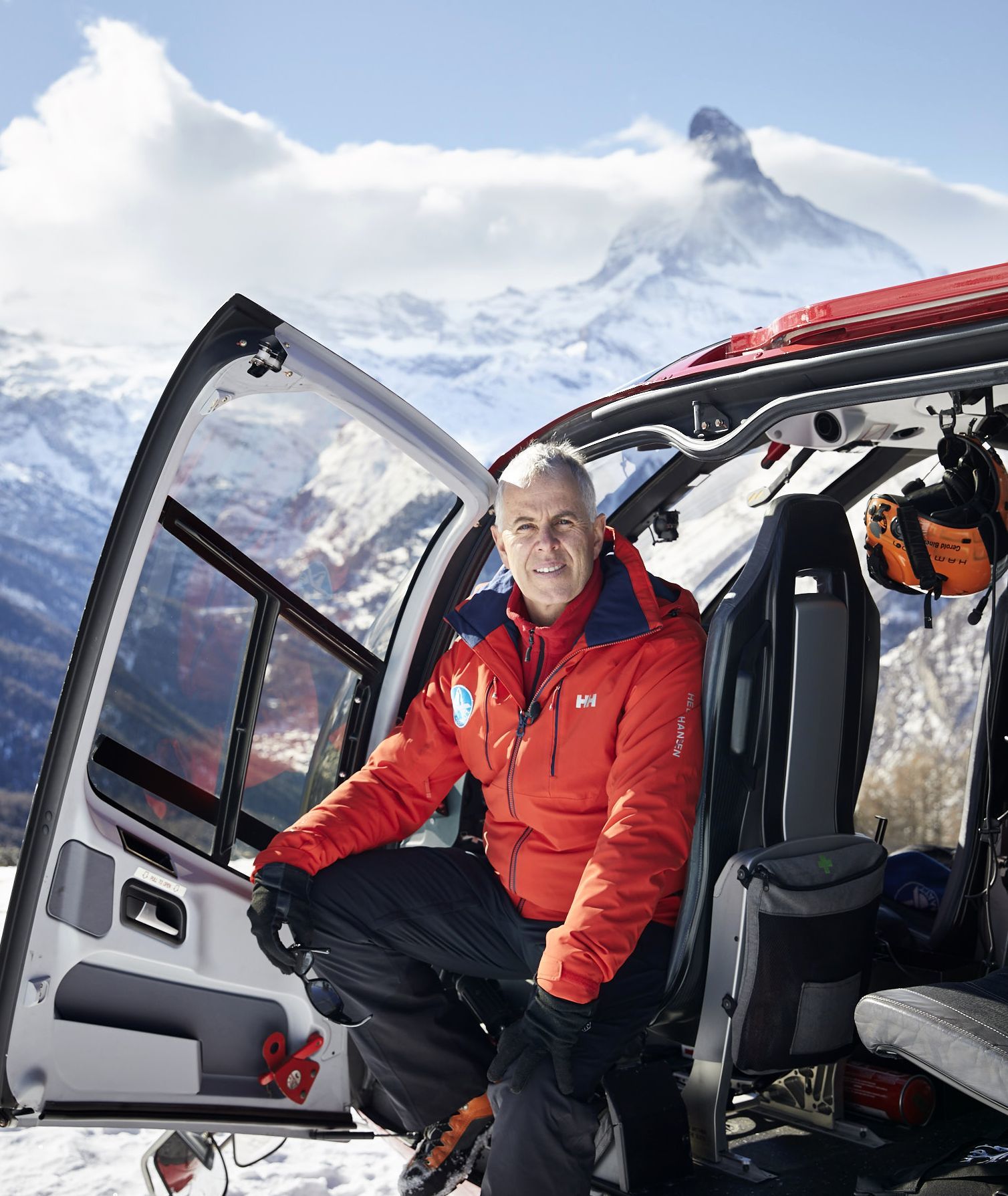 Pilote d'hélicoptère et directeur de Air Zermatt, Gerold Biner est le lauréat du Prix Rünzi 2020.