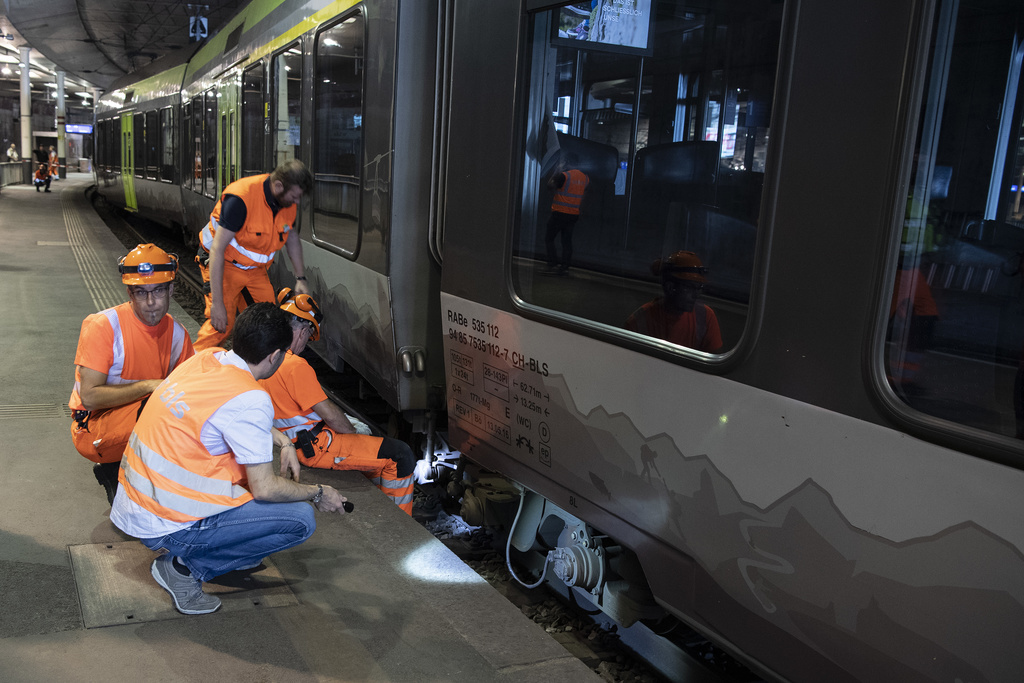 Tous les passagers ont pu quitter le train qui venait de partir de la gare de Berne en direction de Lucerne.