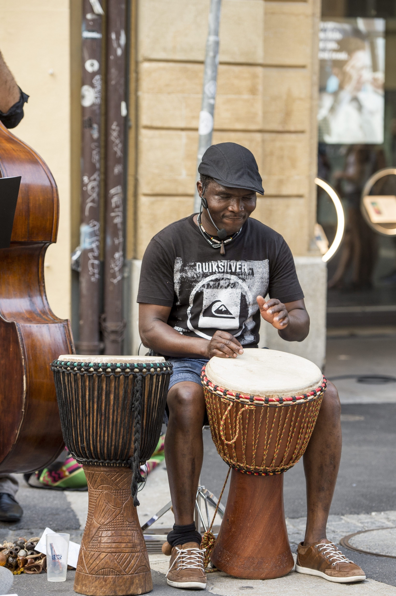 Premier soir du Buskers
Onirical Blend

Neuchatel, le 11.08.2015
Photo : Lucas Vuitel