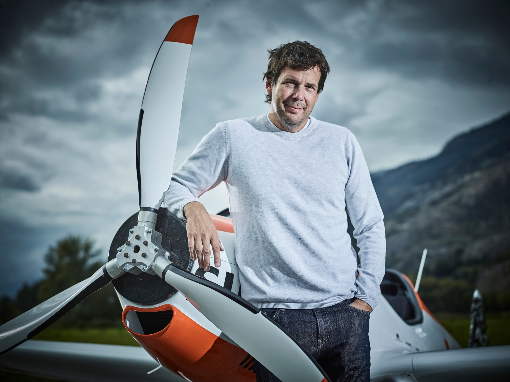 Thomas Pfammatter, pilote chez Air Zermatt, et développeur de l'avion électrique H5 Hamilton chez Dufour Aerospace.